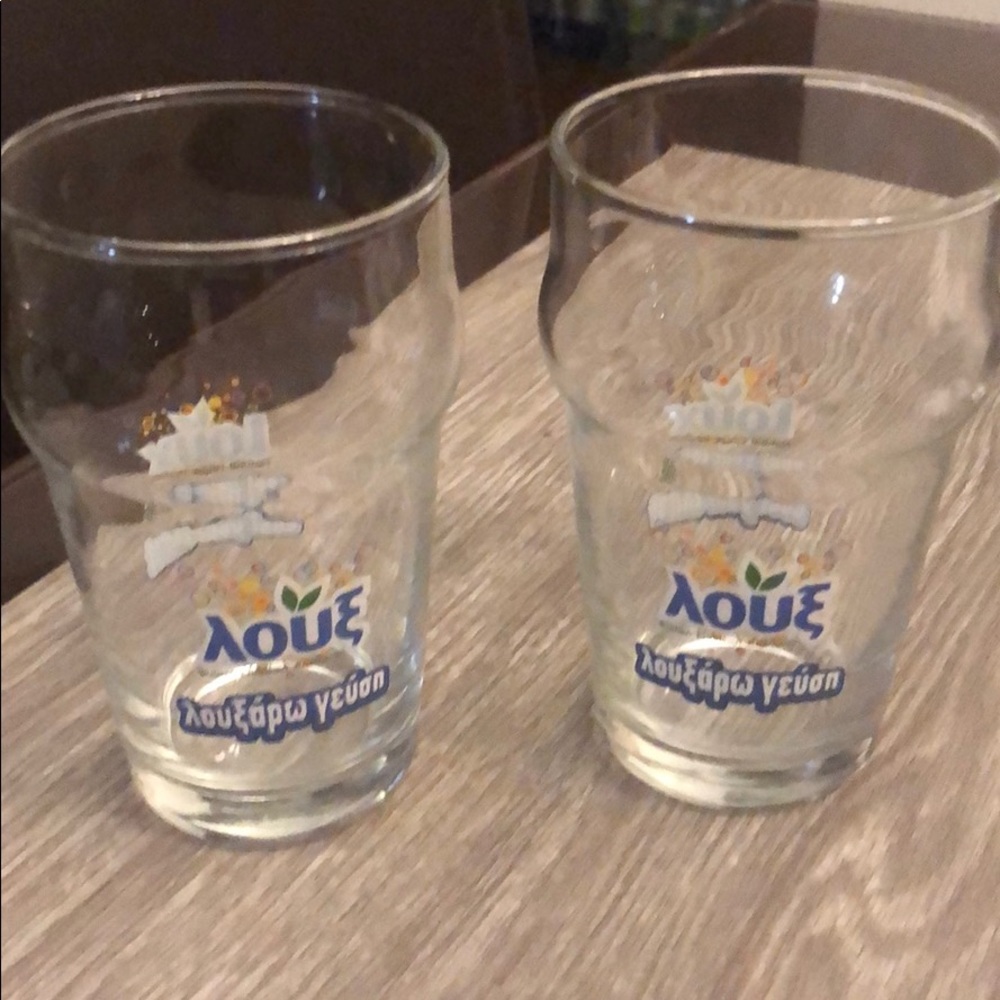 Set of 2 kitschy style juice glasses